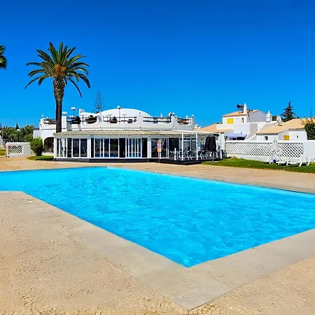 Villa Townhouse Aldeia Do Golfe - Elegante Com Piscina Em Vilamoura