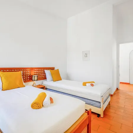 Townhouse Aldeia Do Golfe - Elegante Com Piscina Em Vilamoura Villa